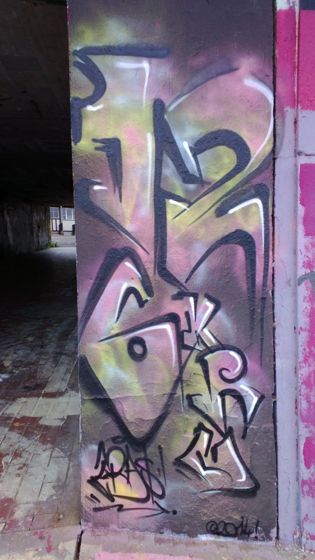 Graffiti Wall in Saarbrücken - Photo by ERAS43 - 126, KRU (2014)