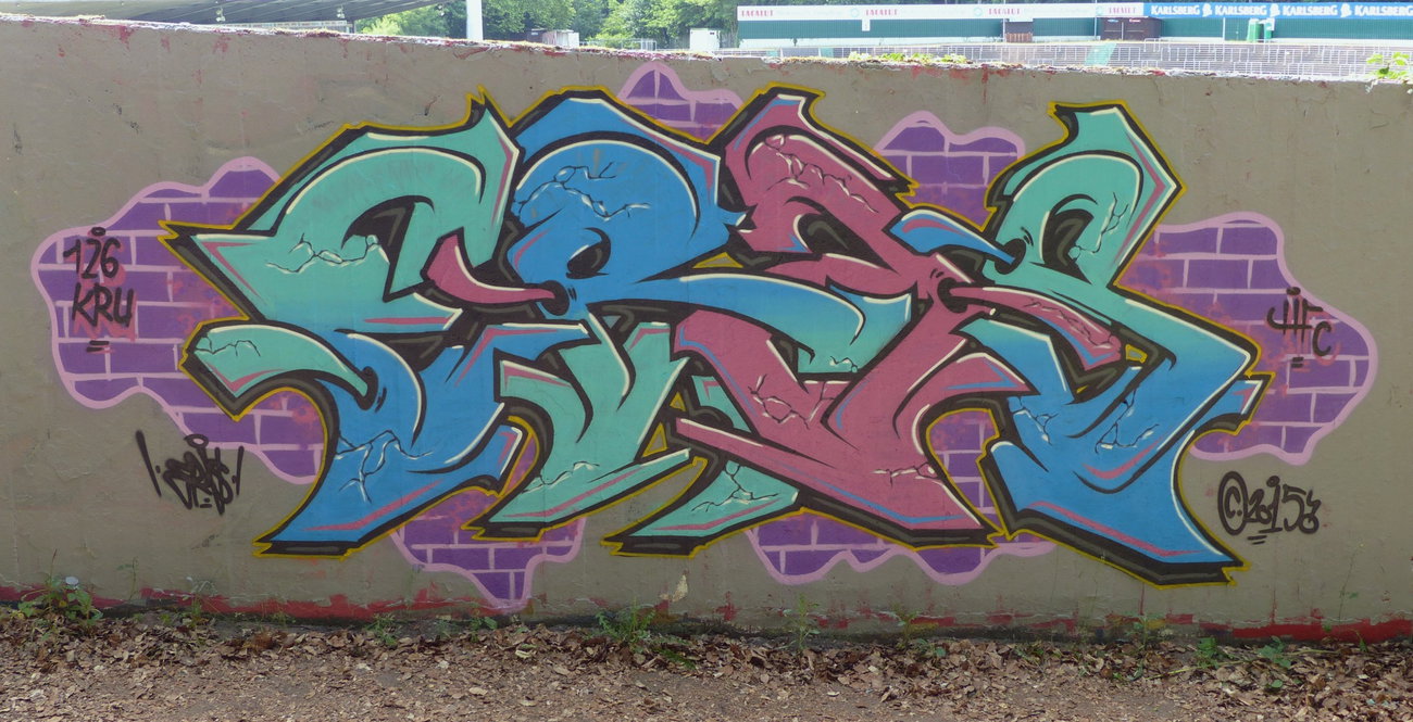 Graffiti Wall - Photo by ERAS43 - ERASER43, 126KRU, HFC (2015)