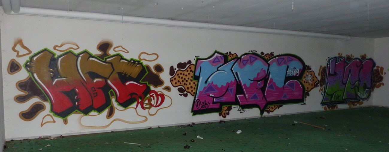 Graffiti Wall - Photo by ERAS43 - HFC, HFC, HFC (2015)