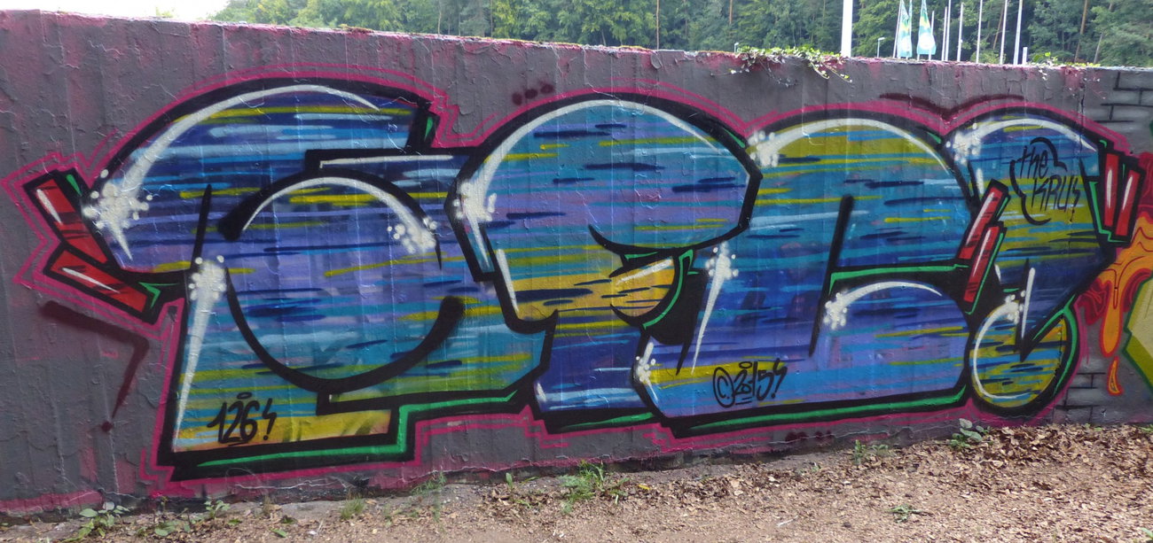 Graffiti Wall - Photo by ERAS43 - HFC!, the-kru, 126 (2015)