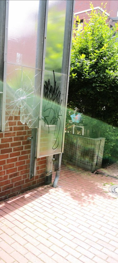 Graffiti Wall - Photo by EREMITER555