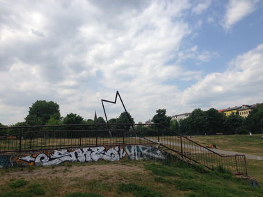 Graffiti Wall - Photo by EWRAZ - ske