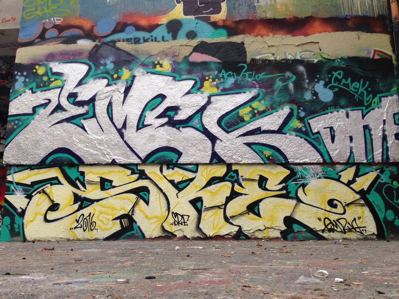 Graffiti Wall - Photo by EWRAZ - ske