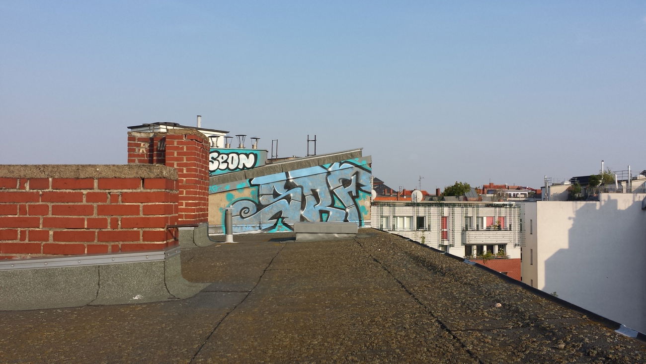 Graffiti Bombing in Deutschland - Photo by EWRAZ - srf