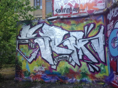 Graffiti Wall - Photo by EWRAZ - srf