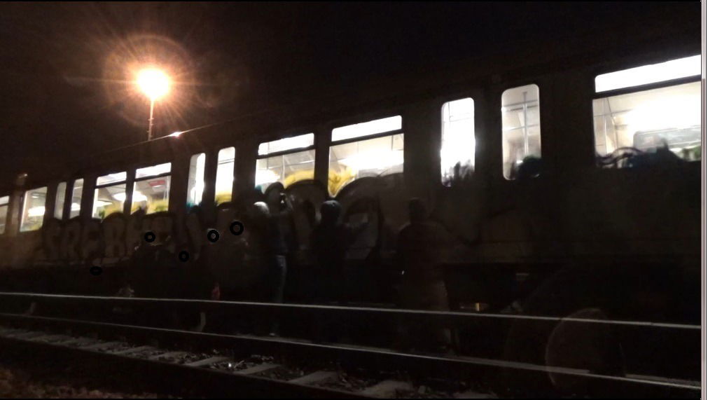 Graffiti Wall - Photo by EWRAZ - srf, bhf, wsi