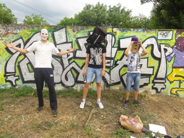 Graffiti Artwork in RnD - Photo by EandY - With, Fools