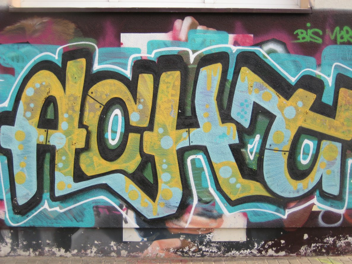 Graffiti Wall in Seelow - Photo by EastGermanGraff - acht, Obacht, ob8 (?)