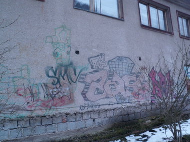 Graffiti Bombing - Photo by EastMonitor - Zass, oldchool, no