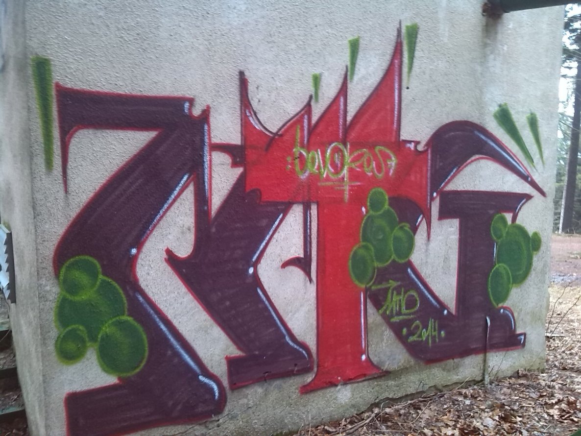 Graffiti Bombing - Photo by EastMonitor - MTG, The, most