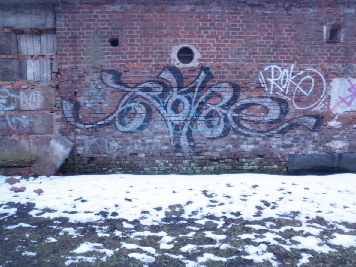 Graffiti Wall - Photo by EastMonitor - ROKE, oldschool