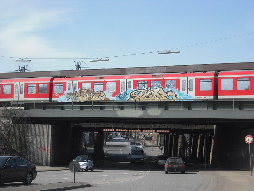 Graffiti Train in Hamburg - Photo by EdVonCrack