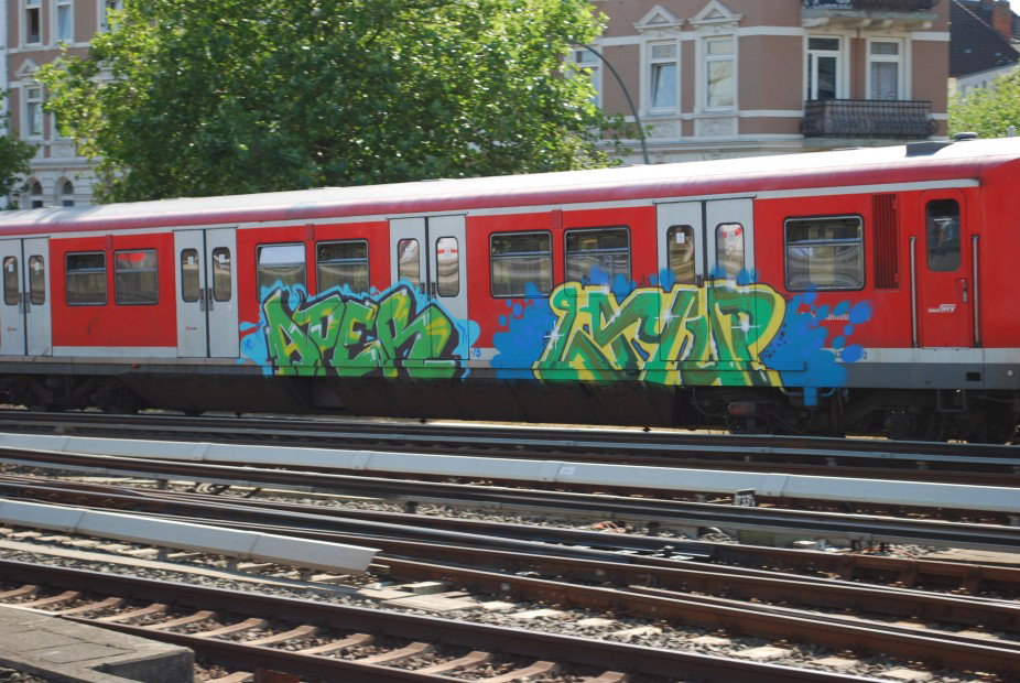 Graffiti Train in Hamburg - Photo by EdVonCrack