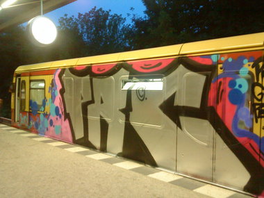 Graffiti Train - Photo by Edding - PRC, GHS