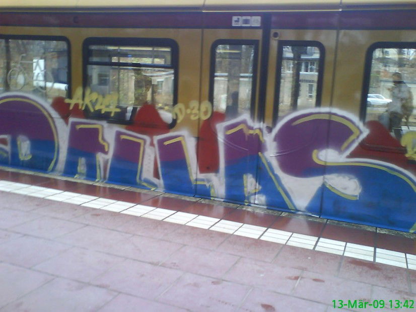 Graffiti Train - Photo by Edding - Dallas, AK47
