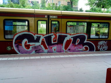 Graffiti Train in Berlin - Photo by Edding - CHB