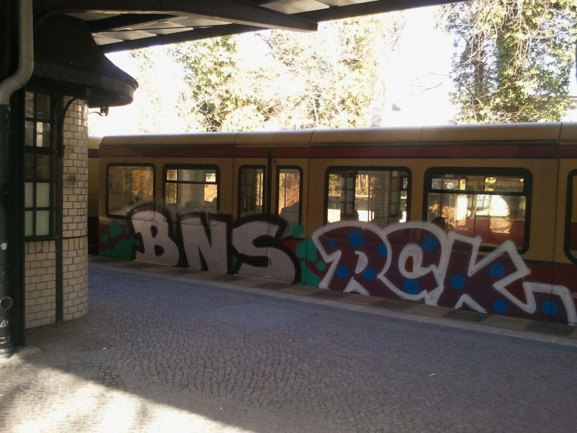 Graffiti Train - Photo by Edding - RCK, BNS