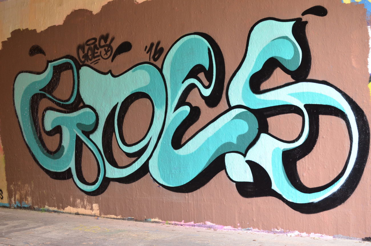 Graffiti Wall - Photo by EddingPower - Goes2, Rezo, Hall (2016)