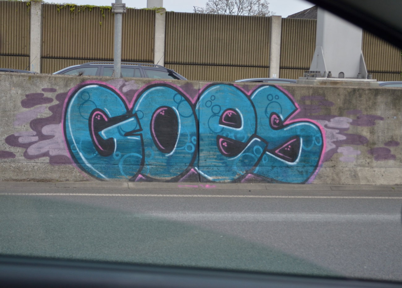 Graffiti Wall - Photo by EddingPower - InsideOfTheFreeway, Goes2 (2014)