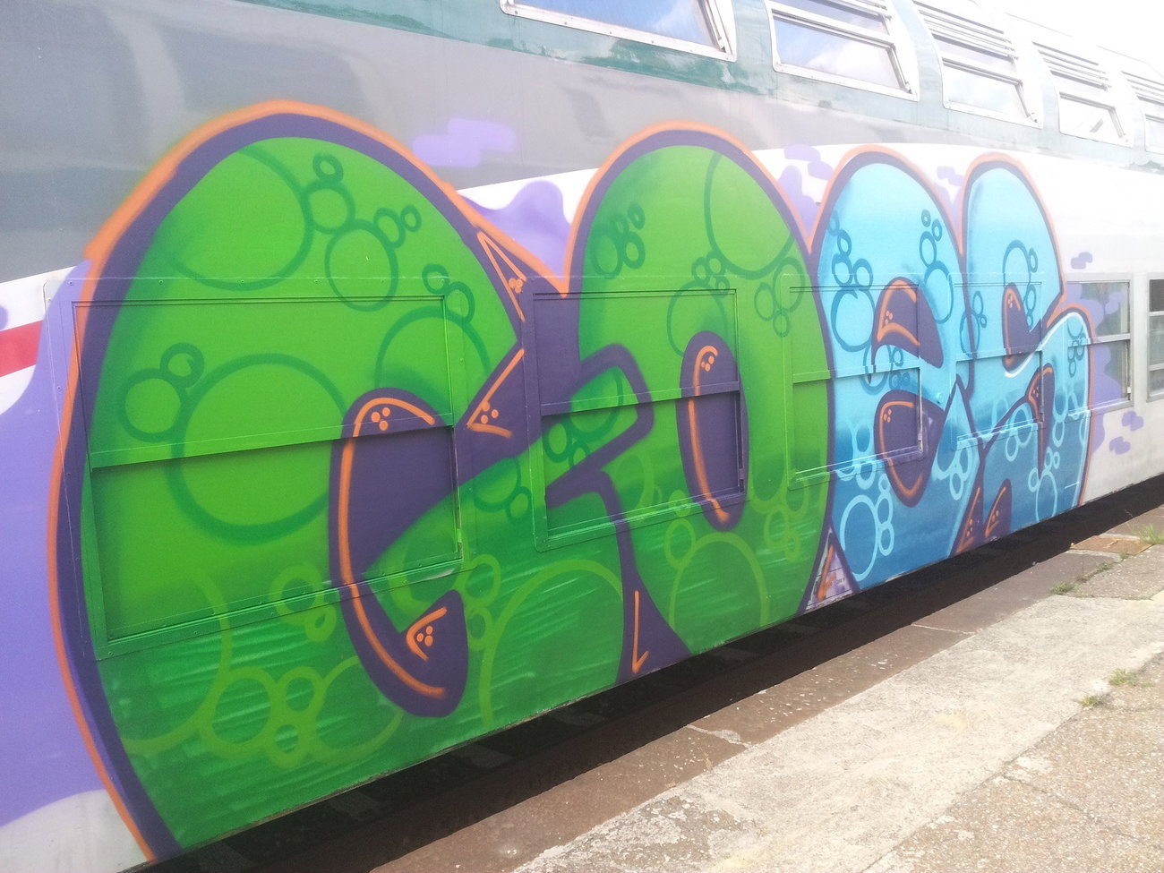 Graffiti Photo by EddingPower - Milano, Doppeldecker, Goes (2014)