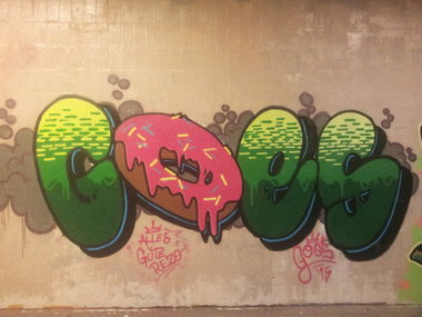 Graffiti Wall - Photo by EddingPower - Donut, Goes2 (2015)