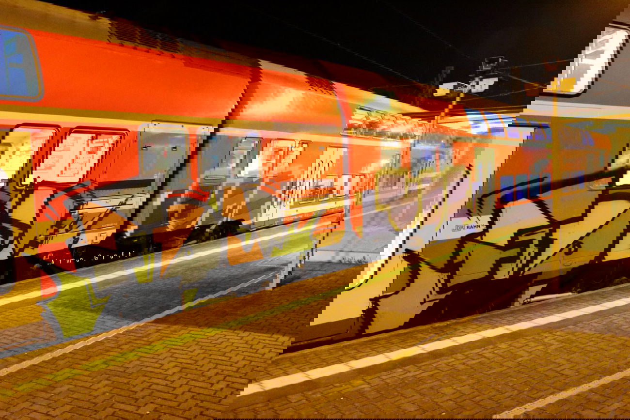 Graffiti Train in Dresden - Photo by Egalist - FDJ, VDE, NOMI (2014)