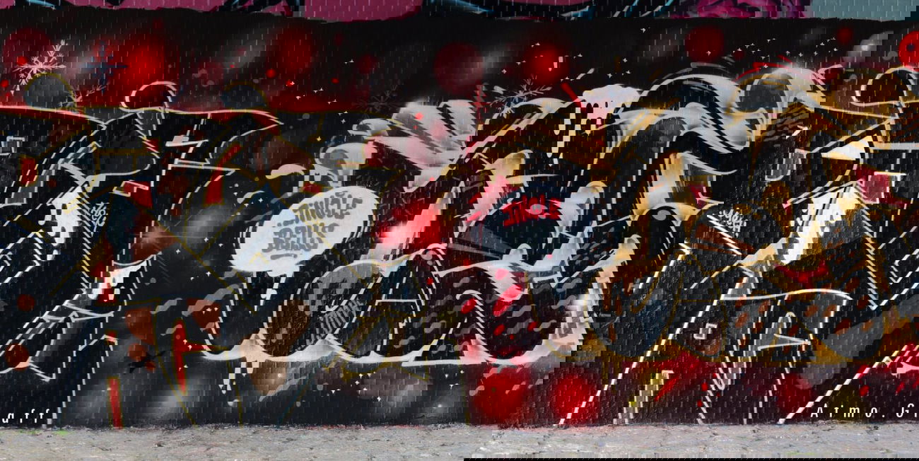 Graffiti Wall - Photo by Egalist - Bandits, Christmas, Wall (2014)