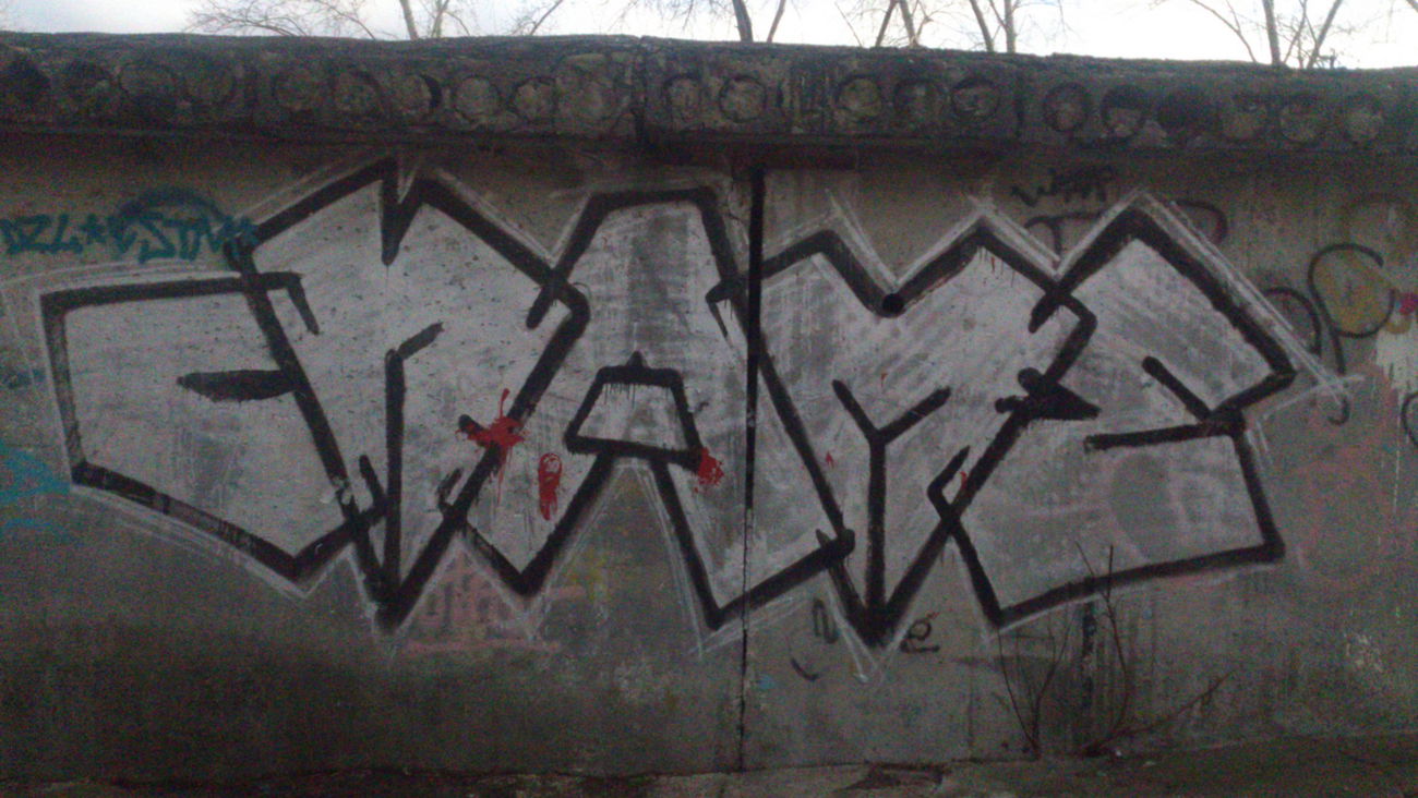 Graffiti Wall - Photo by EgorCrame (2011)