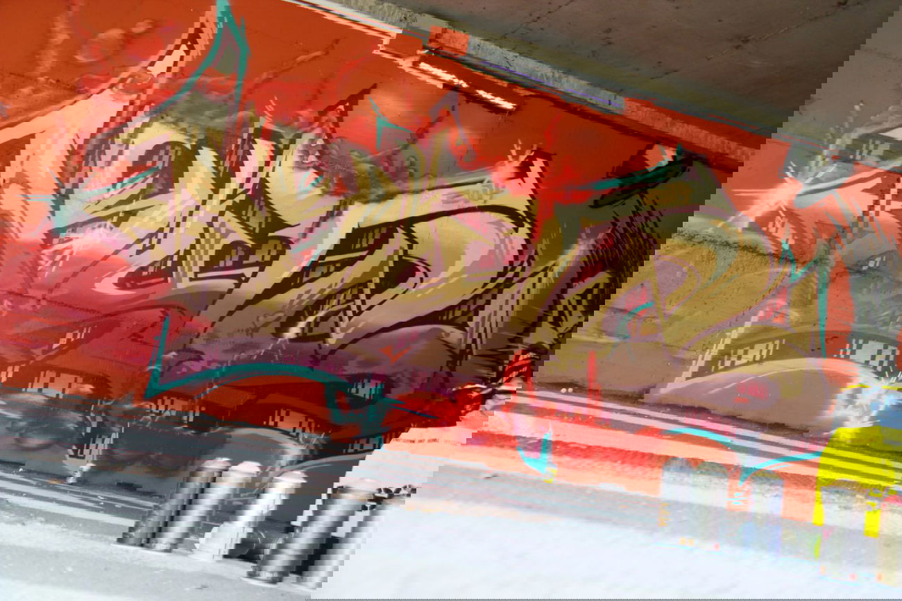 Graffiti Wall - Photo by EiLaafSchprey - kutz, 135, rwrz (2014)