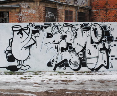 Graffiti Wall in Budapest - Photo by EightySeven - Remi (2013)