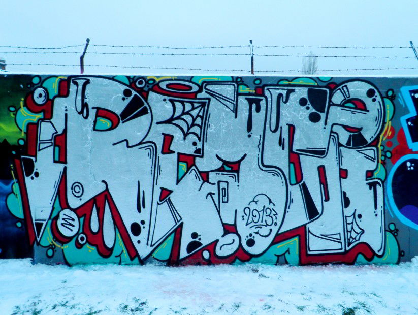 Graffiti Wall in Budapest - Photo by EightySeven - Remsi (2013)