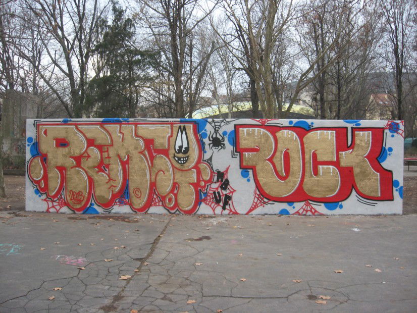 Graffiti Wall in Budapest - Photo by EightySeven - Remsi, Rock (2013)