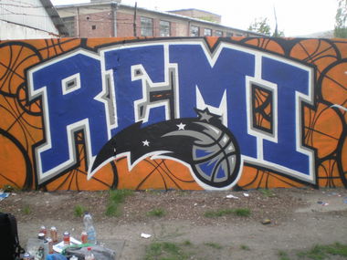 Graffiti Wall in Budapest - Photo by EightySeven - Remi (2012)