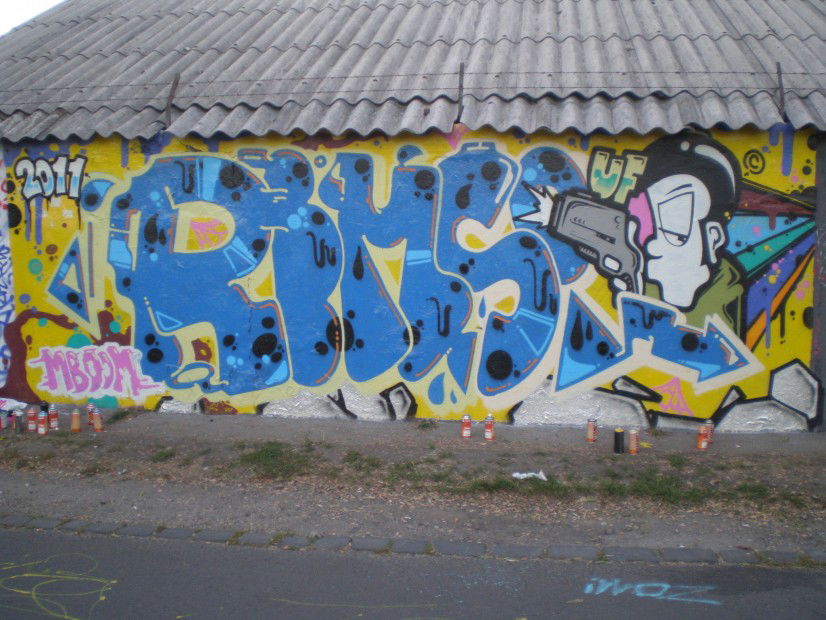 Graffiti Wall in Budapest - Photo by EightySeven - Remsi (2011)
