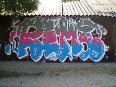 Graffiti Wall in Budapest - Photo by EightySeven - Remi (2011)