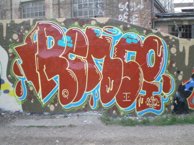 Graffiti Wall in Budapest - Photo by EightySeven - Remsi (2012)