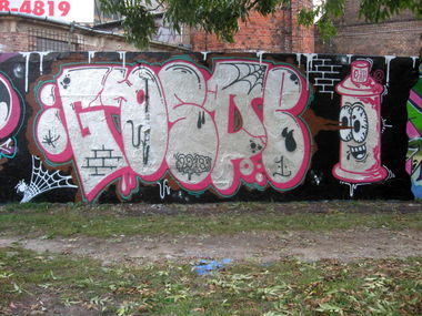 Graffiti Wall - Photo by EightySeven - Gospe (2013)