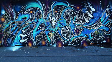 Graffiti Wall in Edinburgh - Photo by Eldmi