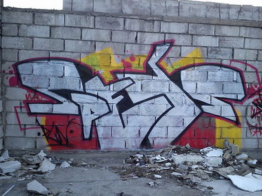 Graffiti Bombing - Photo by Elmoney - Spaceone (2014)