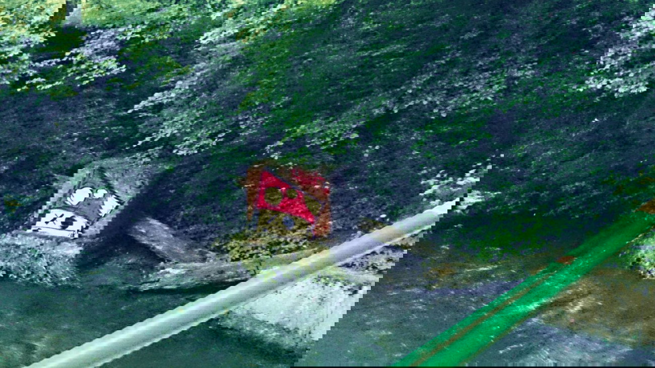 Graffiti Wall - Photo by Elmooner