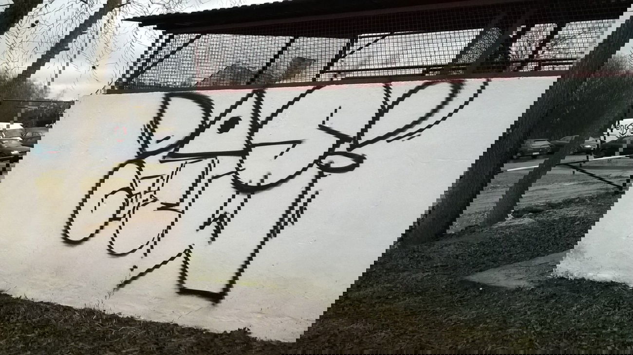 Graffiti Wall - Photo by Elmooner