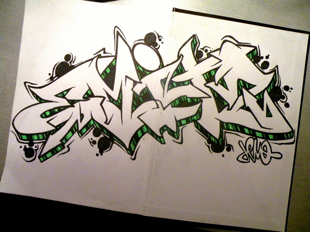 Graffiti Sketch - Photo by EmiTwo