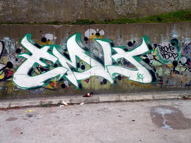 Graffiti Wall - Photo by EmiTwo (2013)