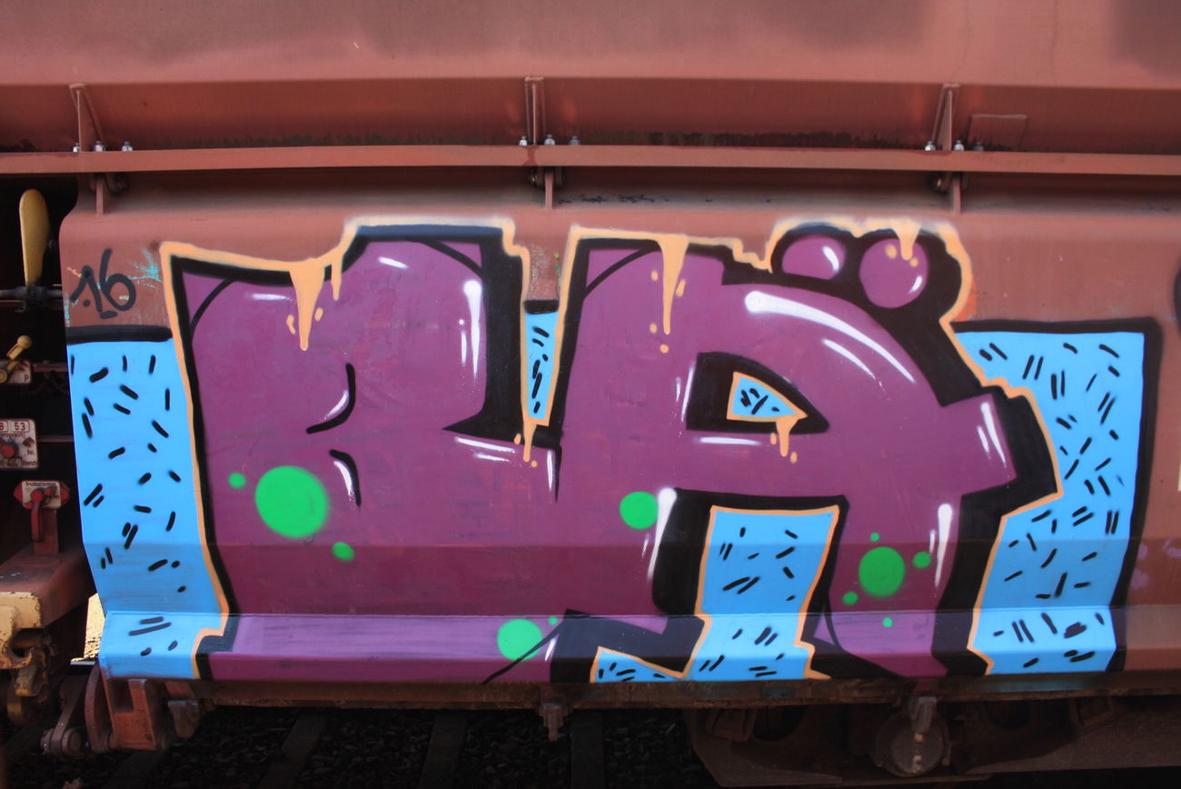 Graffiti Wall - Photo by Endgleist - BÄ, Fright