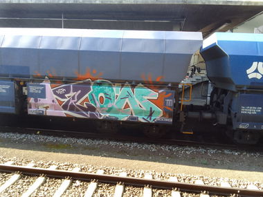 Graffiti Train - Photo by Endtooend