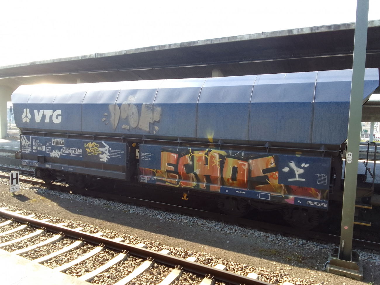 Graffiti Train - Photo by Endtooend
