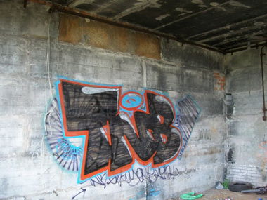 Graffiti Wall - Photo by EnerGyo1 - Tnb, ozerki, 2012 (2012)