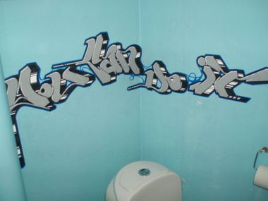 Graffiti Wall - Photo by Enias