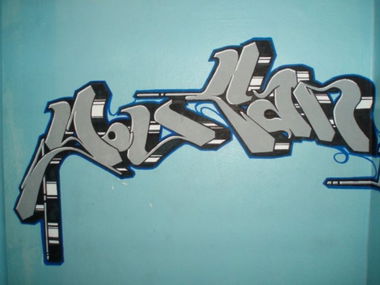 Graffiti Wall - Photo by Enias