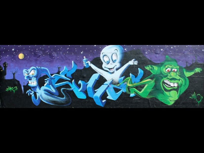 Graffiti Wall - Photo by Enias